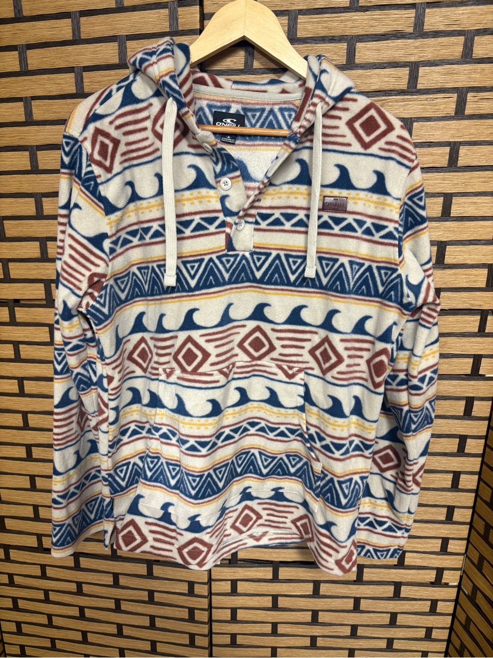 O’Neill fleece pullover size medium